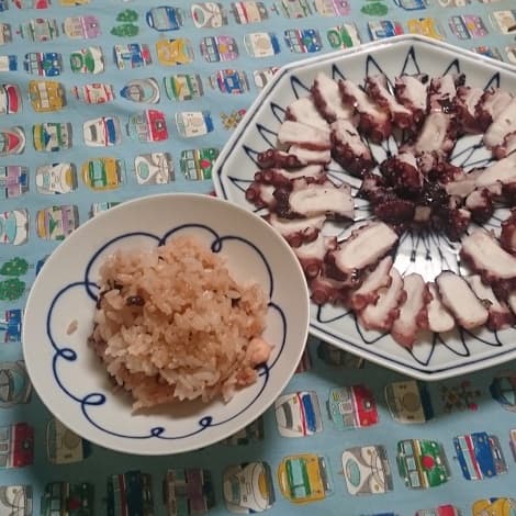 生タコで炊くタコ飯
